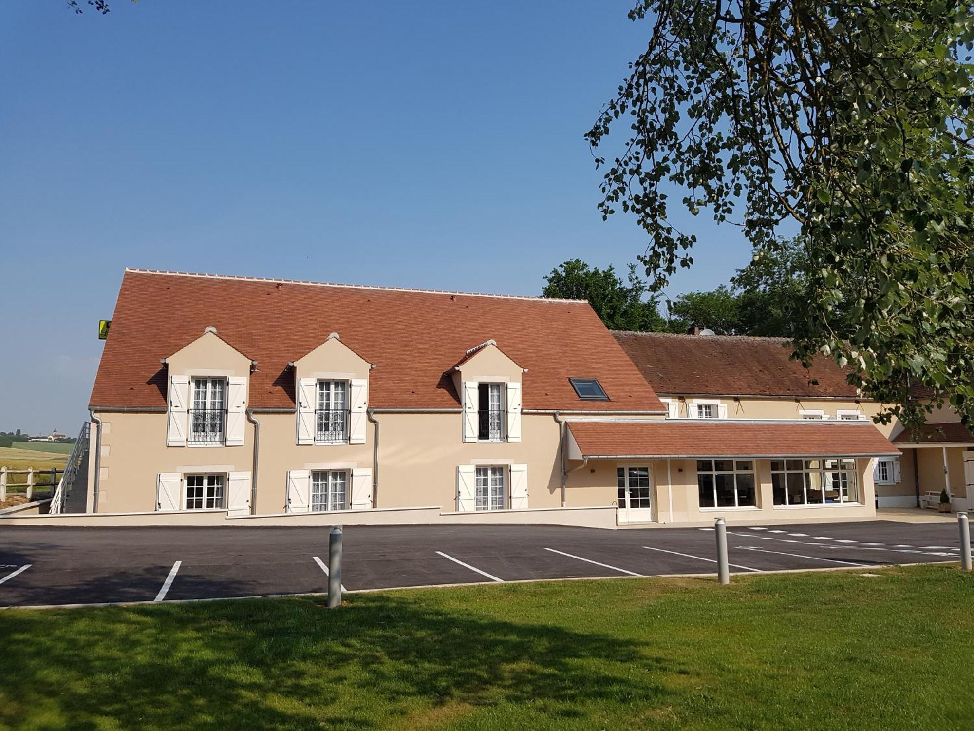 Logis Hotel Restaurant Le Moulin De La Coudre Venoy Exterior foto