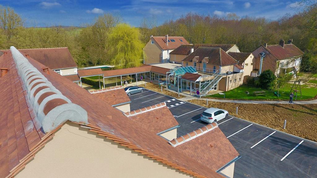 Logis Hotel Restaurant Le Moulin De La Coudre Venoy Exterior foto